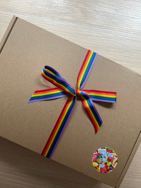 GIFT BOX with Ribbon & Message Card
